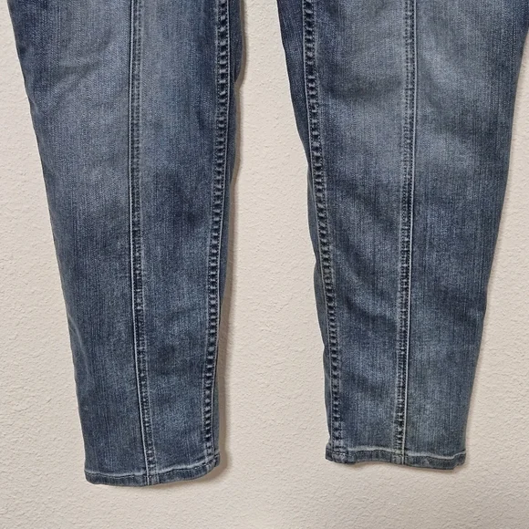 White House Black Market the tapered ankle jeans size 6 - Picture 3 of 12